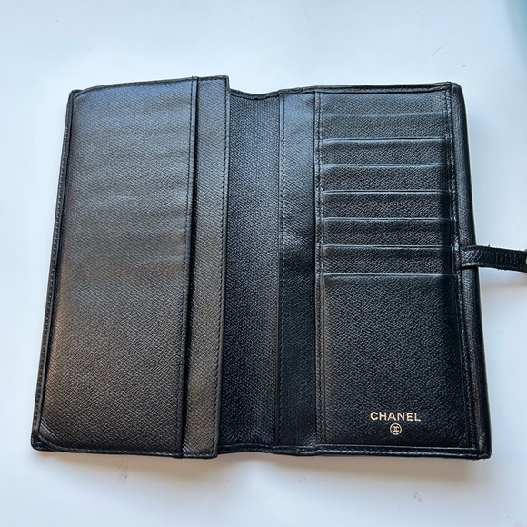 Black leather vintage chanel wallet - Picture 3 of 5